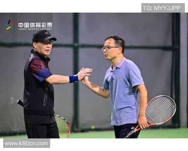 重庆网球队的团队协作揭秘网球巨献背后的默契与拼搏精神